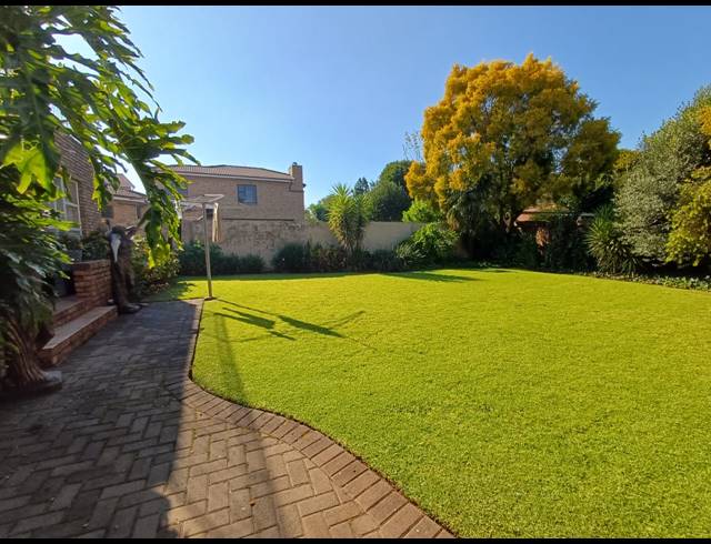 4 BEDROOM HOUSE FOR SALE IN VANDERBIJLPARK SE 3